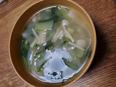小松菜とえのきと玉ねぎのお味噌汁